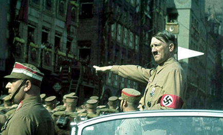 Hitler01